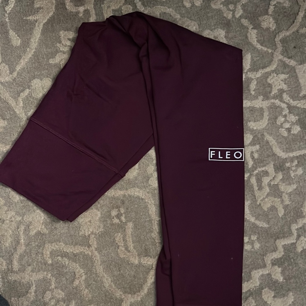 Plum fleo leggings 25in